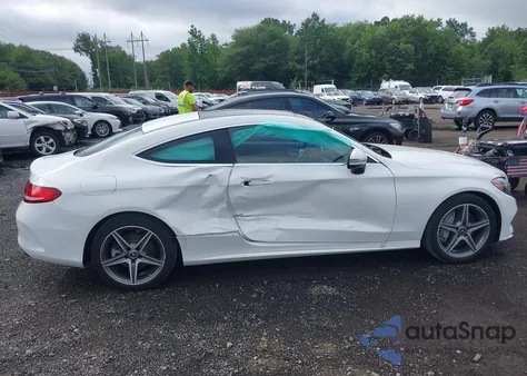 2017 Mercedes-Benz C 300 4Matic из США, поврежденный, VIN WDDWJ4KB8HF510589